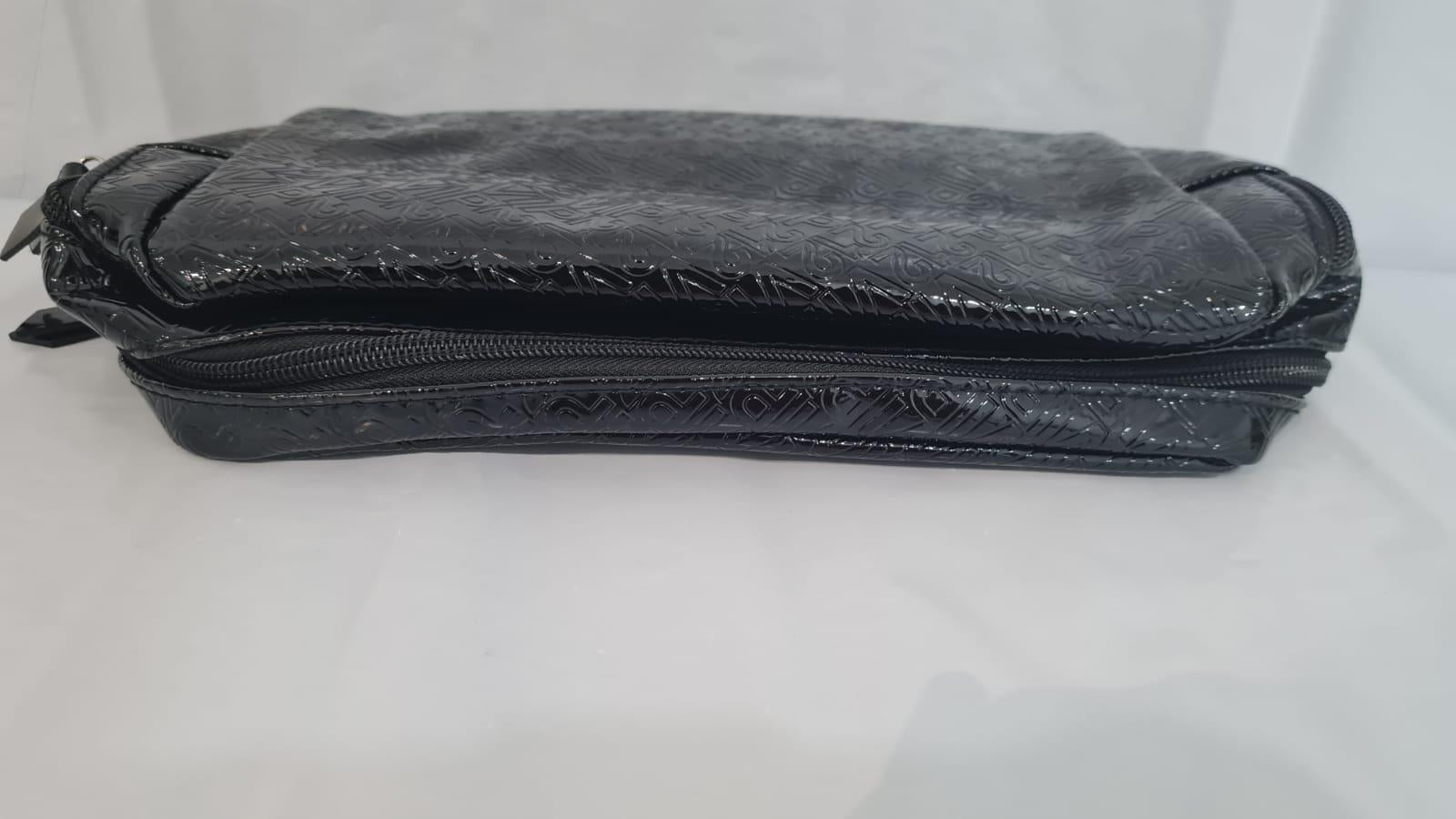 212 Carolina Herrera תיק רחצה בצבע שחור 34*16*14 2 תאים-pharm2u