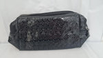 212 Carolina Herrera תיק רחצה בצבע שחור 34*16*14 2 תאים-pharm2u