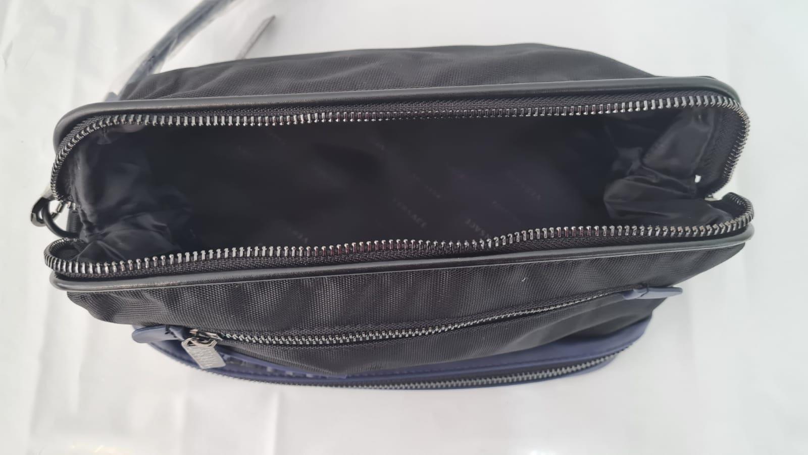 Versace Perfume תיק רחצה שחור לגבר עם 3 תאים 15*15*30-pharm2u